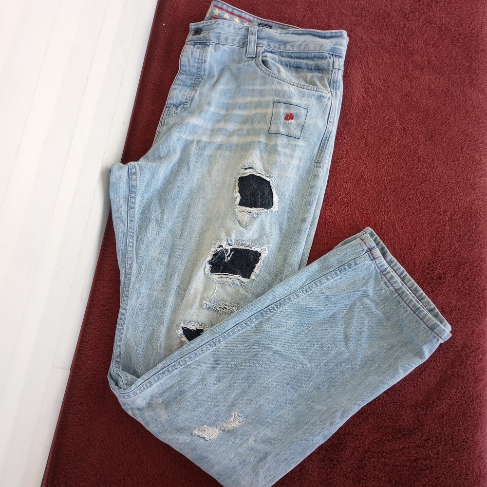 Born Fly Button Fly Straight Light Wash Jeans Mens Denim size 42